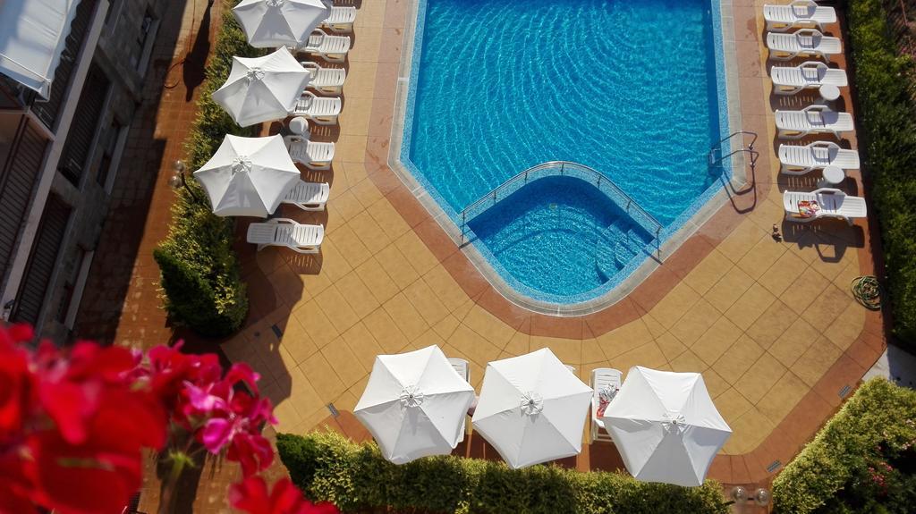 Summer Breeze Apartments Sunny Beach Ngoại thất bức ảnh